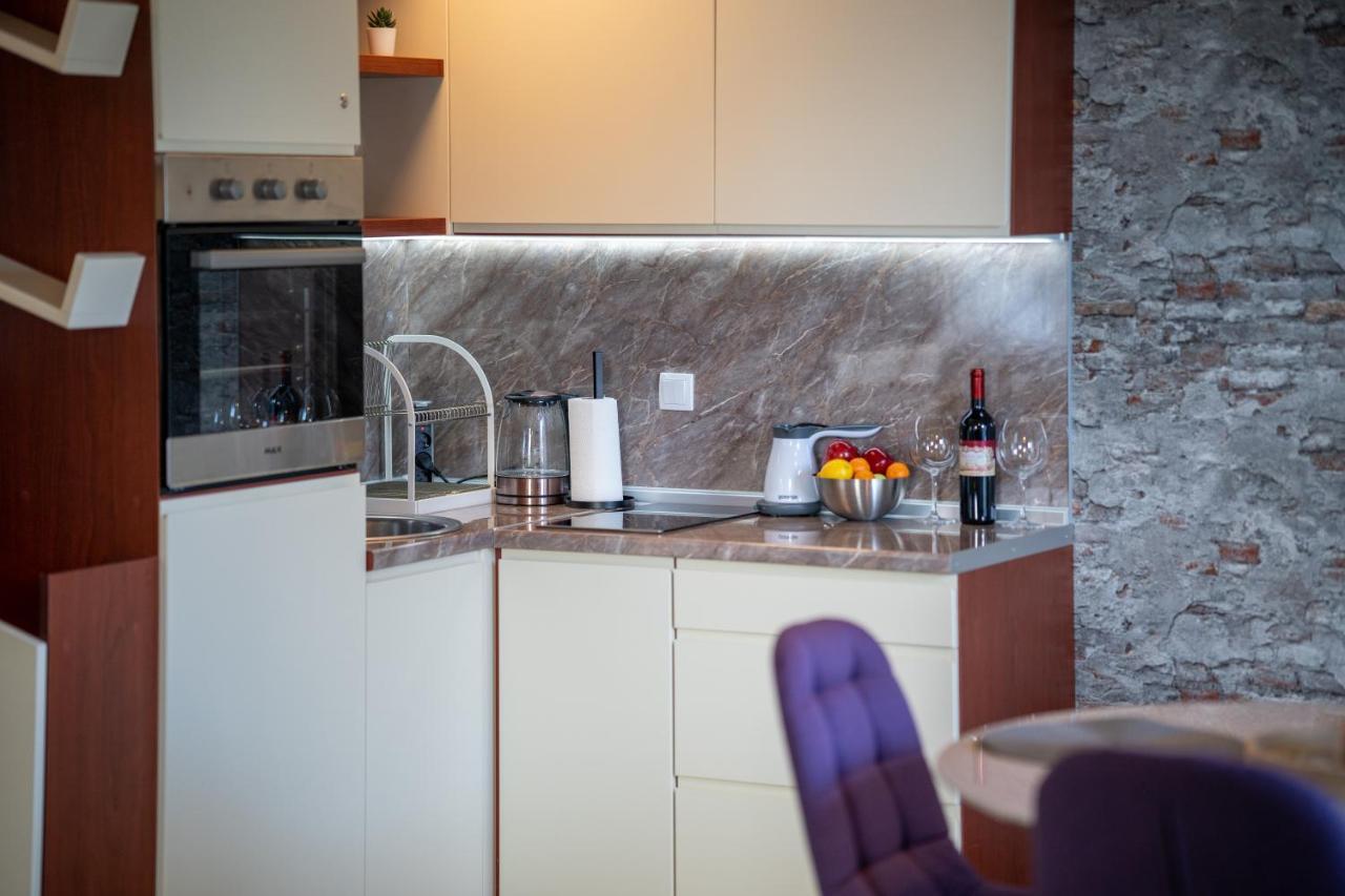 Adonis 201 Apartment ซลาตีบอร์ ภายนอก รูปภาพ